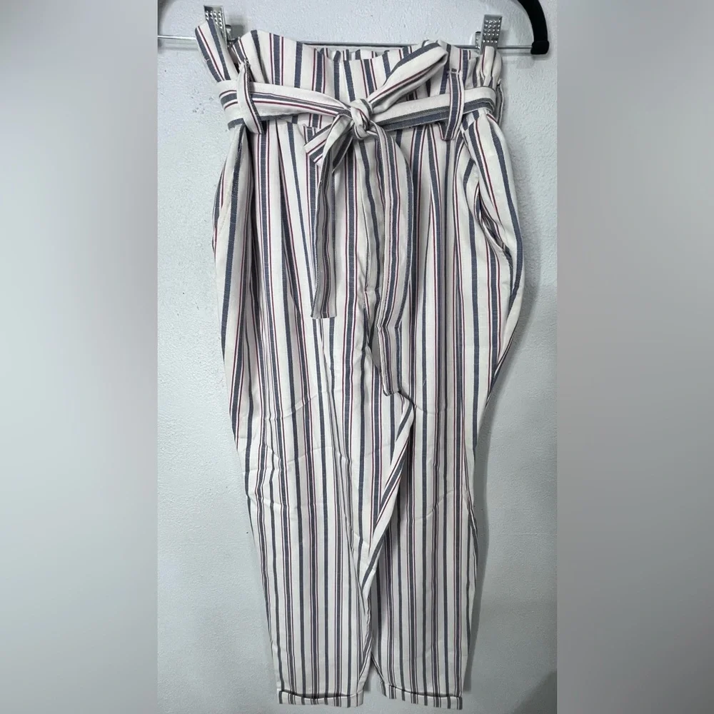 Trousers - Picture 1 of 3